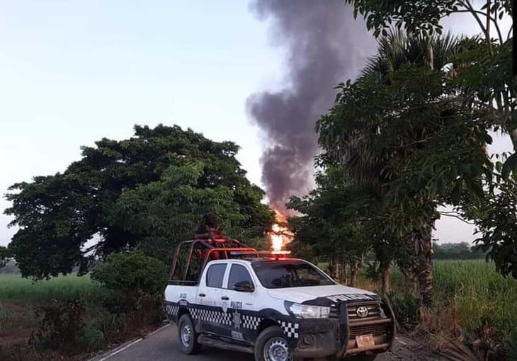 Explota ducto de gas de Pemex en sur de Veracruz; hay 3 heridos