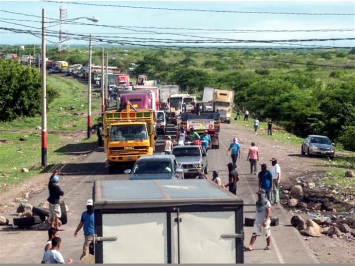 Crisis en Panamá paraliza el transporte de carga terrestre con Centroamérica