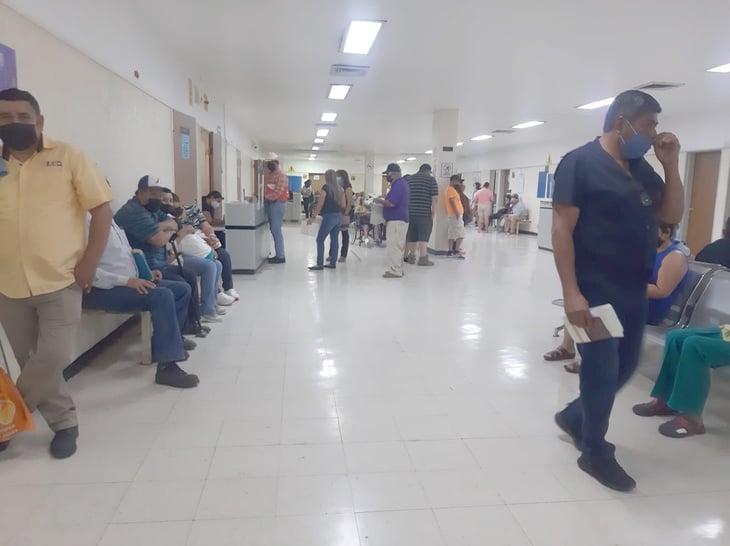 Pacientes del IMSS se quejan de las malas instalaciones