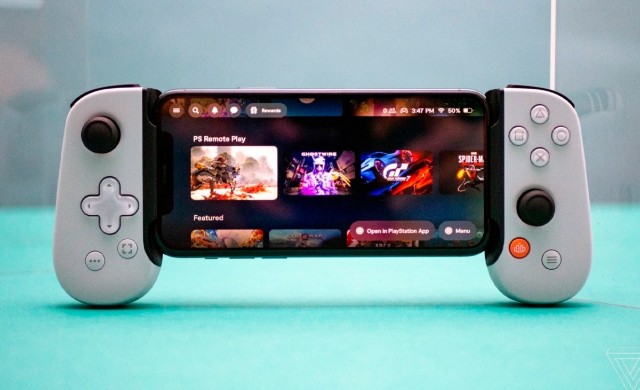PlayStation anuncia un control para iPhone inspirado en el DualSense de PS5