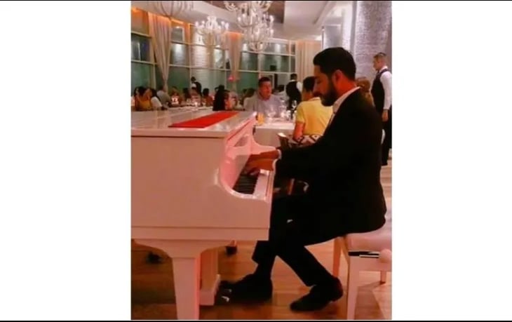 Viral: Pianista toca 'Bebito fiu fiu' en restaurante de lujo