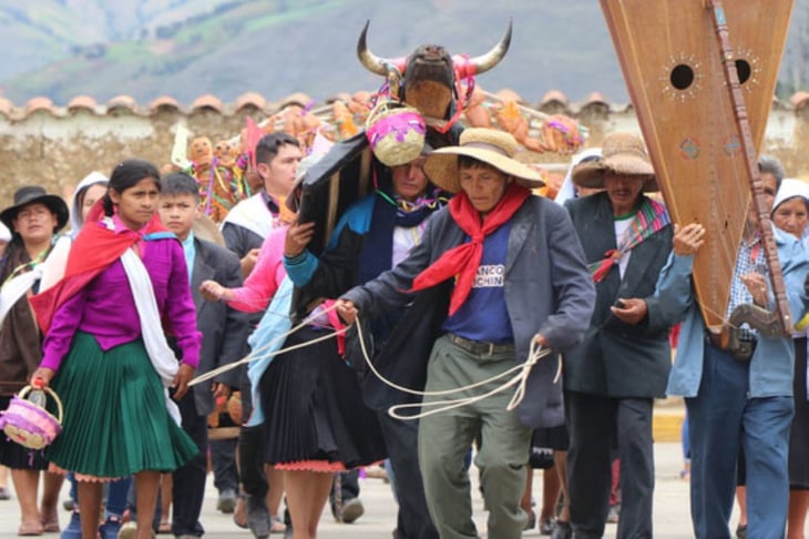 Declaran la danza kawrinus patrimonio cultural de la nación en Perú 