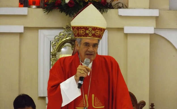 Supieron ganarse al pueblo pero no cómo gobernar: obispo de La Paz