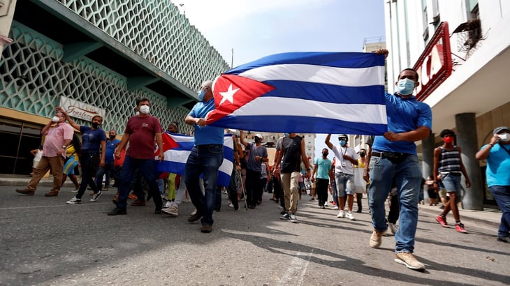 Un centenar de personas protestan en Santiago de Cuba por los apagones