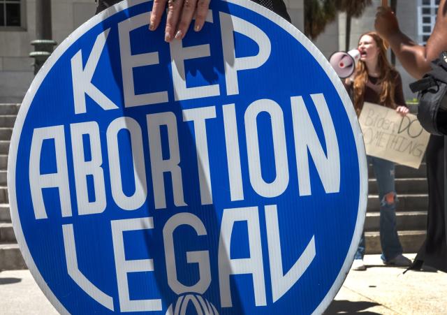 Los votantes de Kansas (EE.UU.) deciden mantener intacto el derecho al aborto