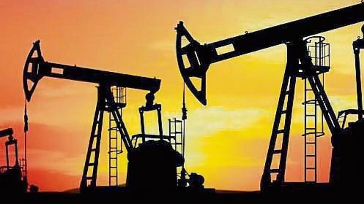 OPEP+ acuerda añadir 100 mil barriles diarios de crudo a su oferta petrolera