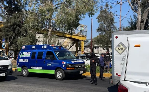 Paramédico muere durante accidente en la México-Texcoco