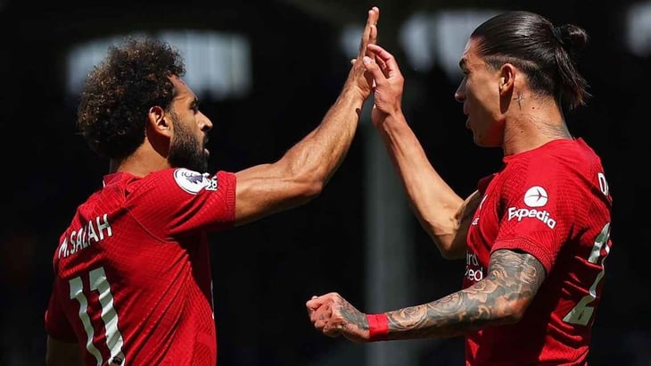 Darwin Núñez y Salah rescatan empate para Liverpool, en su debut de temporada