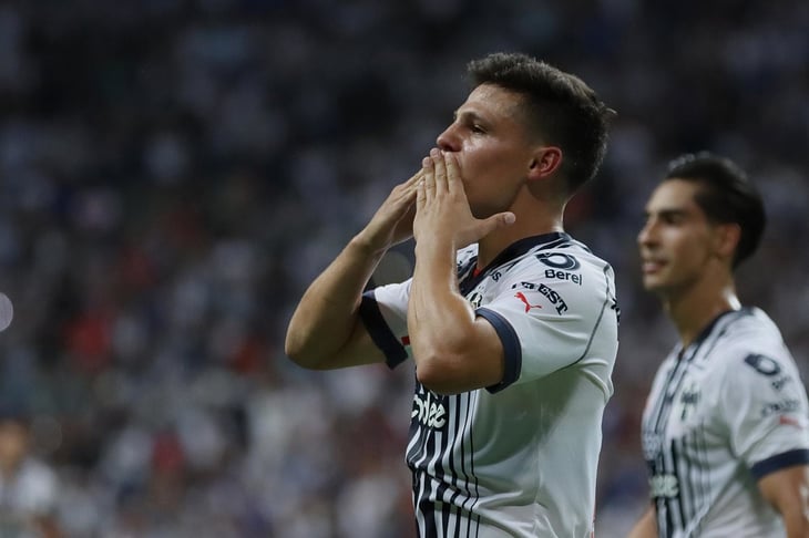 El Monterrey golea al León y sube al primer lugar del Apertura mexicano