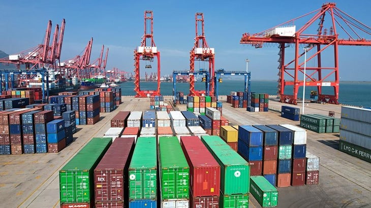 El comercio exterior chino creció un 16,6 % interanual en julio