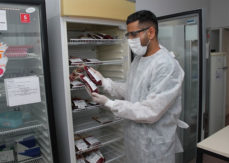Hospital Amparo Pape amplía su laboratorio para examinar plaquetas