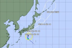 Tokio se prepara para la llegada a tierra del tifón Meari este sábado
