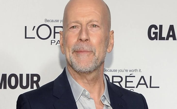 Bruce Willis sorprende por su talento en la armónica a pesar de sus problemas de salud