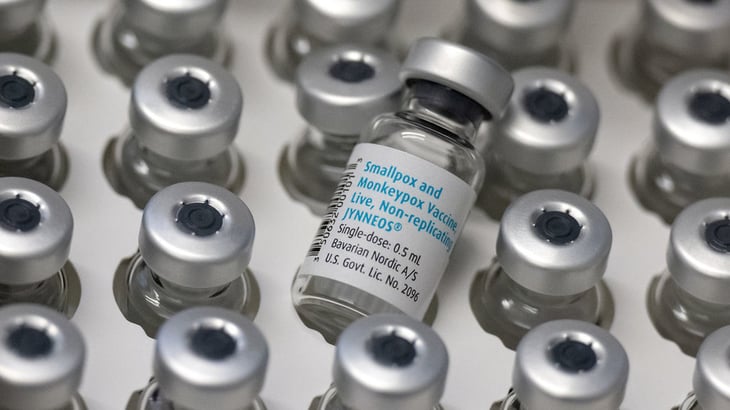 EU anuncia 1.8 millones de vacunas contra viruela símica