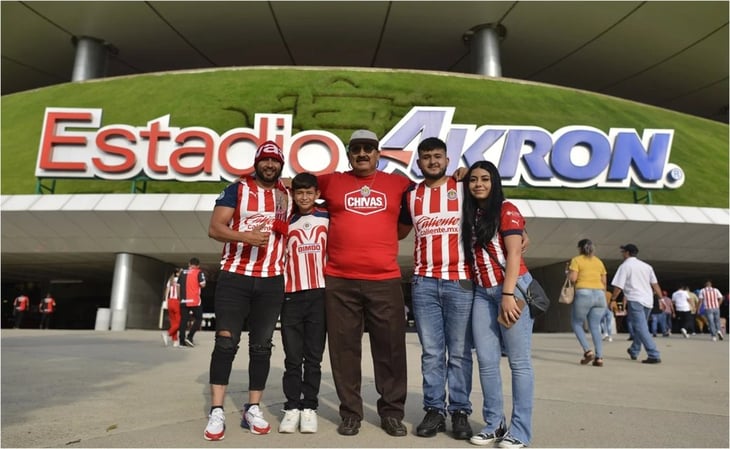 Aficionados de Chivas agotan los boletos gratis para el juego ante Monterrey