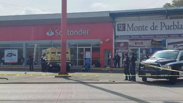 Reportan balacera tras asalto a camioneta de valores en Puebla
