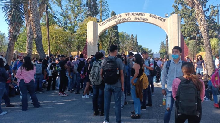 Manifestación estudiantil en la UAAAN logra destitución de maestro
