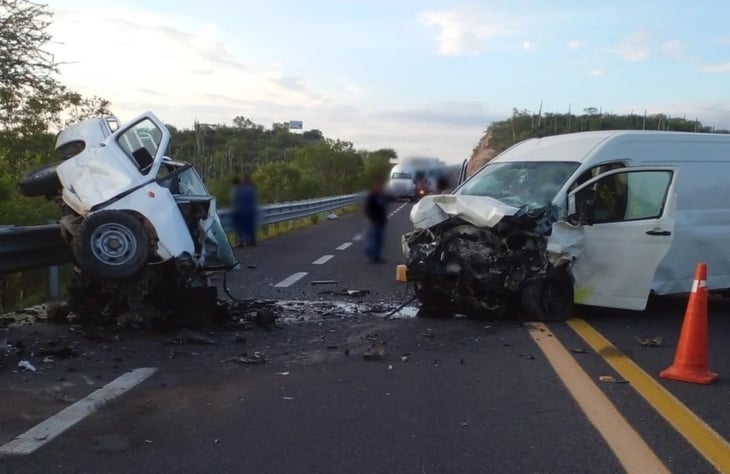 Choque frontal deja 3 muertos en autopista Cuacnopalan-Oaxaca