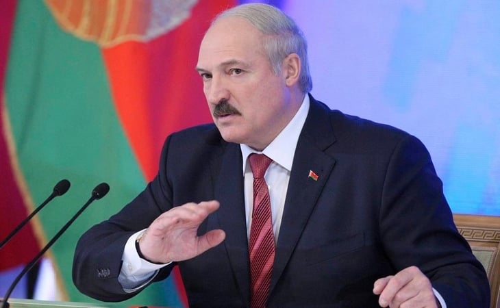 Lukashenko advierte de que sus aviones ya pueden portar armas nucleares