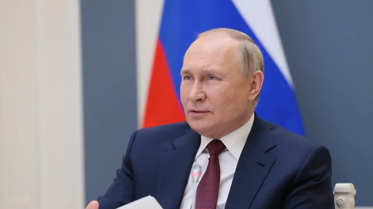 Putin anuncia pago mensual para refugiados ucranianos hasta finales de 2022