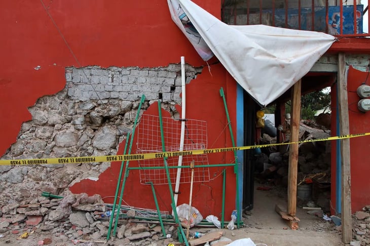 Sin dinero para ser reparadas, más de mil escuelas en Oaxaca