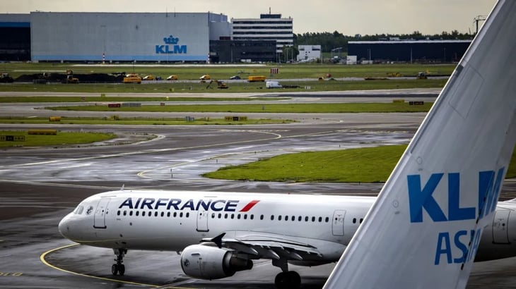 Air France: dos pilotos se pelean a golpes en pleno vuelo