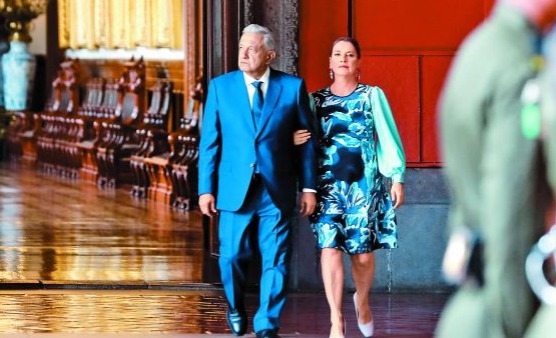Beatriz Gutiérrez Müller: Así fue el vestido que usó durante el cuarto  Informe de Gobierno