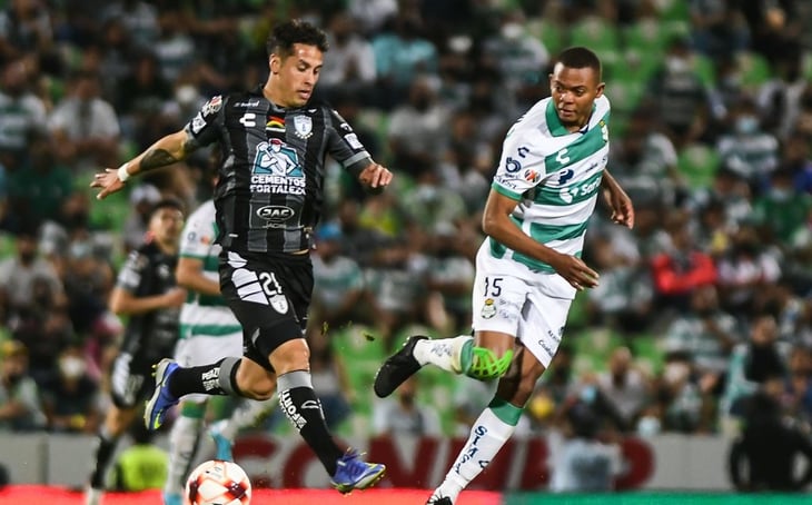 Pachuca vence a Santos y se afianza en puestos directos de Liguilla