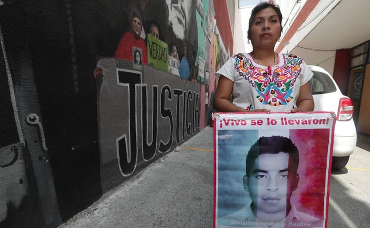 'Otro año más sin avances en localización y justicia': madre de normalista desaparecido en Ayotzinapa