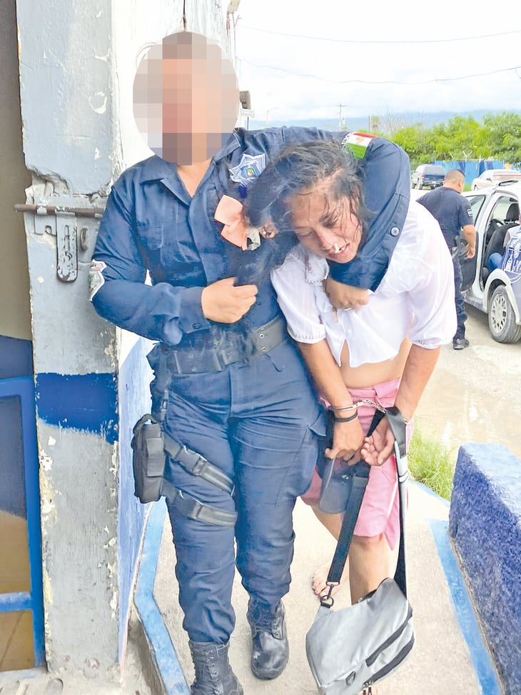 Mujer intenta colgarse en la cárcel municipal 