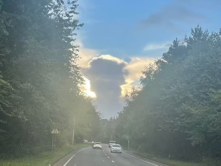 Aparecen extrañas nubes con la silueta de la Reina Isabel