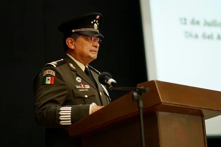AMLO nombra al general Luis Cresencio Sandoval como encargado de la operación de Guardia Nacional