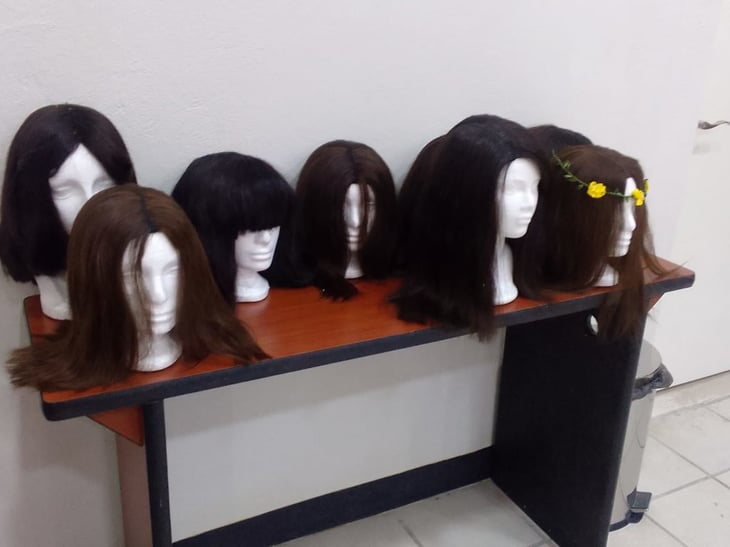 GAC beneficia a pacientes con la fábrica de pelucas