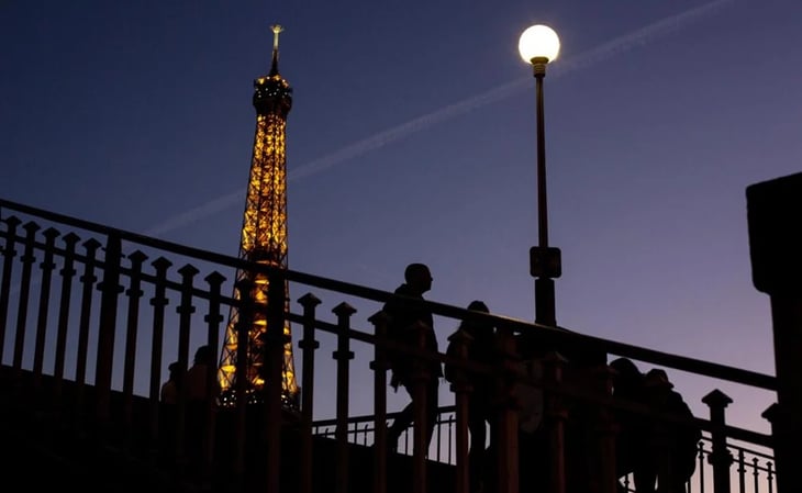 París apagará temprano la Torre Eiffel ante crisis energética en Europa