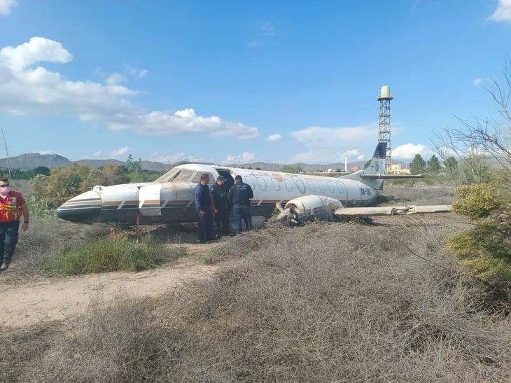  Avioneta hace aterrizaje de emergencia en Ramos Arizpe