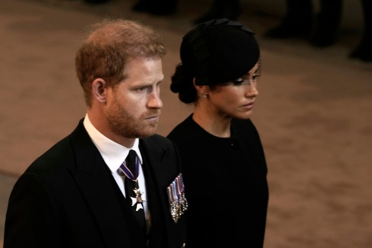 Reportan que príncipe Harry y Meghan Markle fueron 'desinvitados' de cena de honor