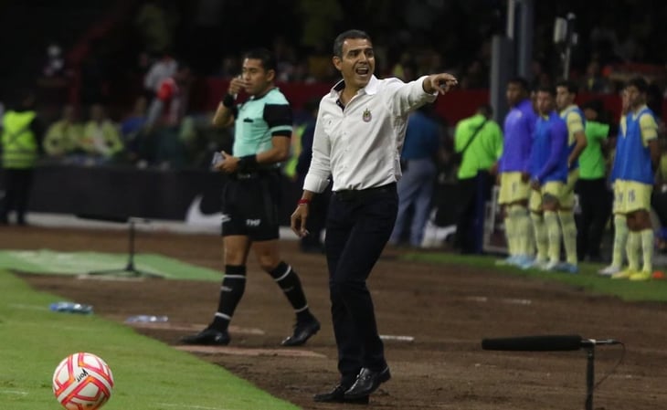 Ricardo Cadena sancionado por reventar al arbitraje tras el Clásico Nacional