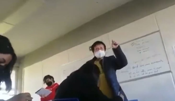 VIDEO: Exhiben a maestra de Puebla insultando a sus alumnos