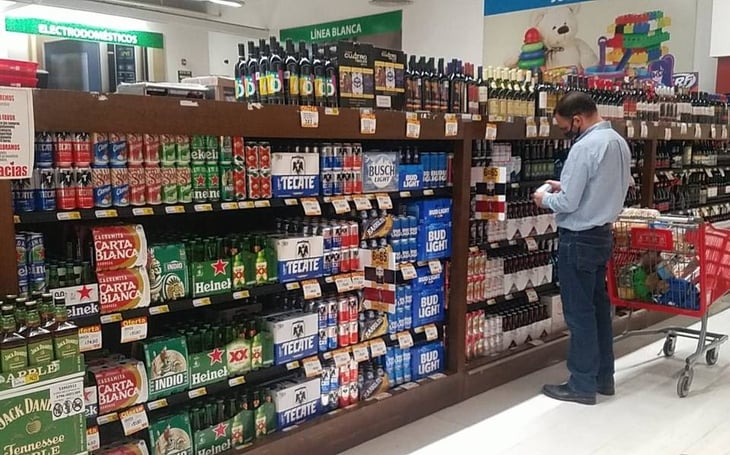 Autoridades municipales llevan un control ante la venta de alcohol