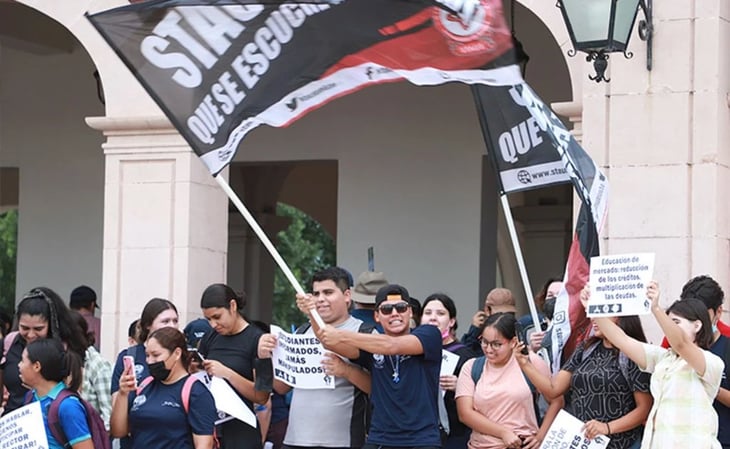 Estudiantes y maestros de la Universidad de Sonora marchan para exigir educación gratuita y cambios en estructura orgánica