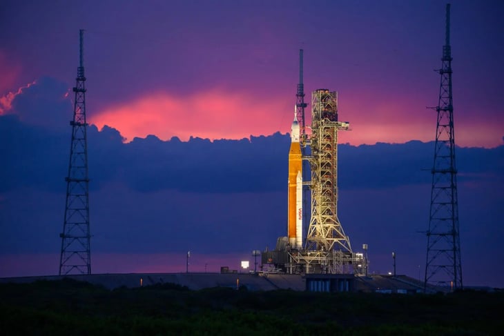 NASA retrasa de nuevo el lanzamiento de Artemis I por tormenta tropical