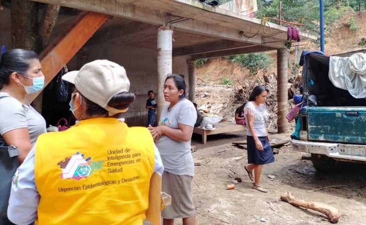 Despliegan brigada en Panixtlahuaca, ante riesgo de brotes de enfermedades tras paso de Lester por Oaxaca