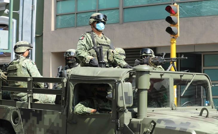 Coparmex pide a oposición presentar controversia constitucional por militarización