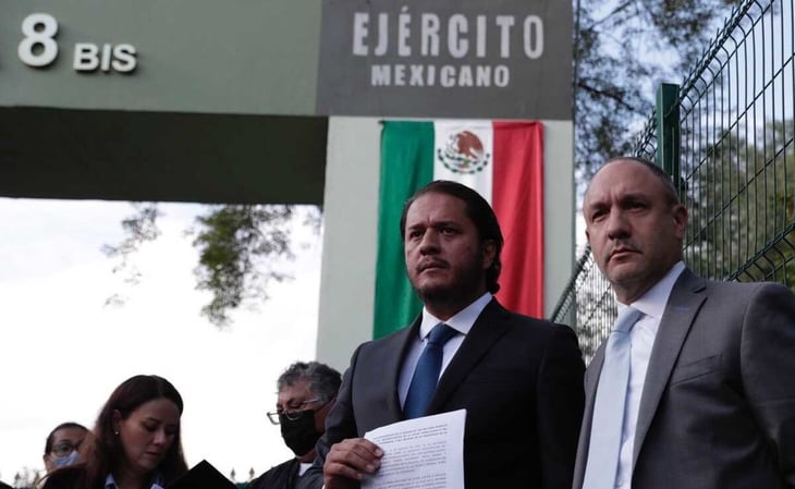 Abogados de militares detenidos por caso Ayotzinapa piden a Encinas dejar de 'politizar' la investigación