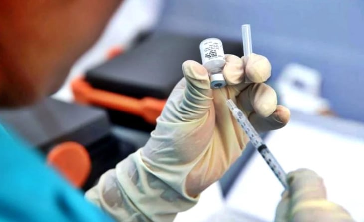 PAN solicita en el Senado comparecencia de López-Gatell por 5 millones de vacunas caducas