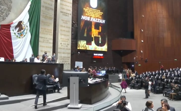 Diputado sobreviviente del caso Ayotzinapa señala 'obstáculos' desde FGR, Ejército y Poder Judicial