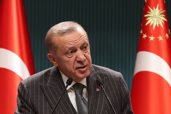 Pese a fuerte inflación, presidente de Turquía exige nueva bajada de tipo de interés