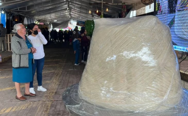 Elaboran el queso de Oaxaca más grande de México