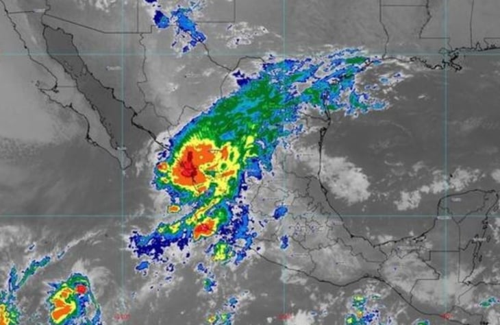 'Orlene' toca tierra como huracán categoría 1 en Sinaloa