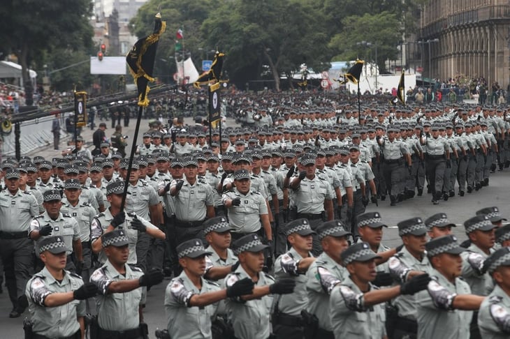 AMLO advierte de problemas en caso de no consolidar la Guardia Nacional